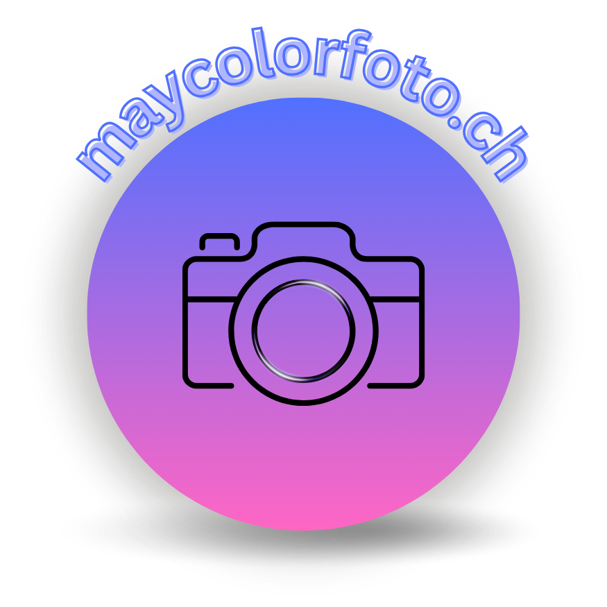 Logo von Maycolorfoto.ch in blau und pink mit einem Fotoaparat.